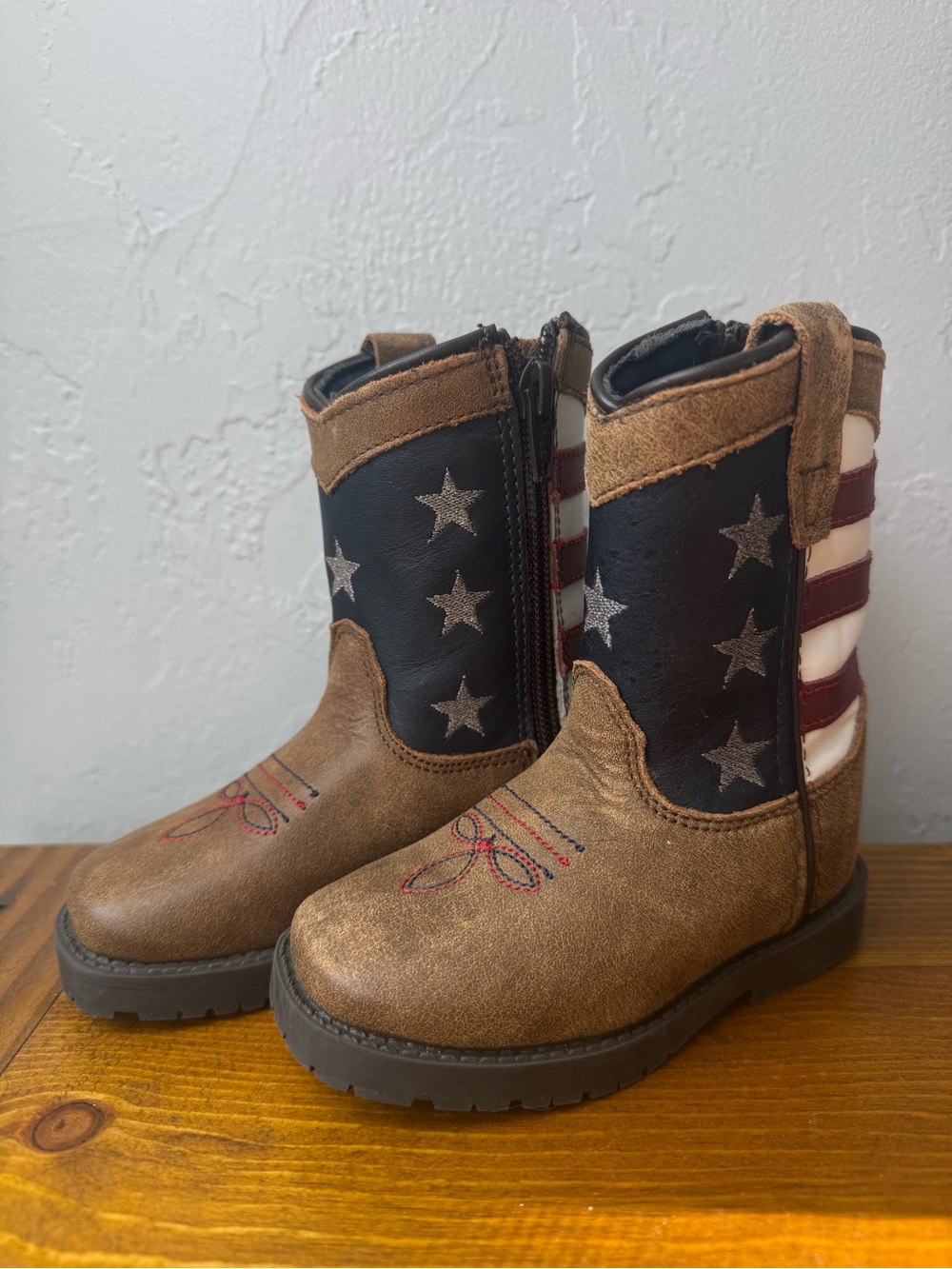 NWOT | Kids Brown Cowboy Boots with American Flag Stars & Stripes
